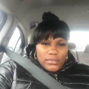 Meet your Posher, Deanna